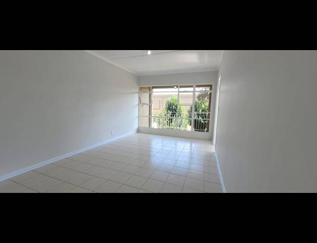 2 BEDROOM TOWNHOUSE FOR SALE IN BRACKENHURST